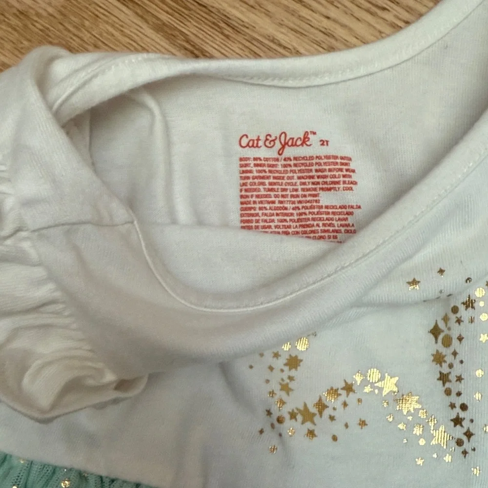 Girls' Bundle 2T Dresses & Fleece - Picture 9 of 9